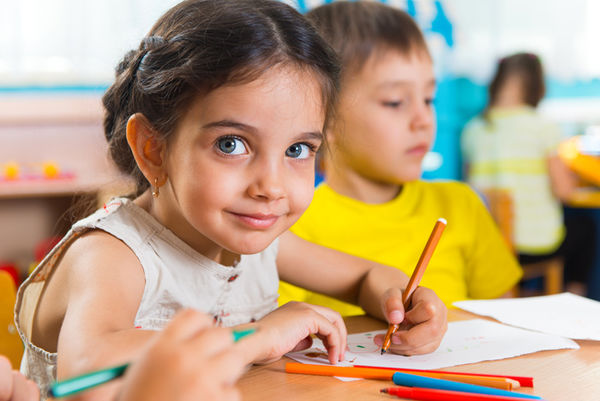 enfants à l'école